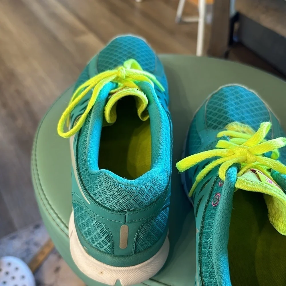 Nike running shoes, aqua blue, yellow, white size 9.5
